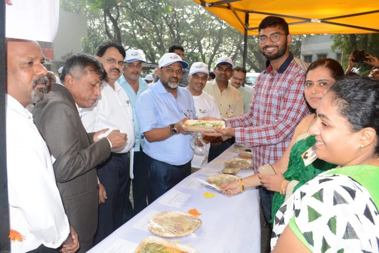 आगामी वर्ष ‘कुक्‍कूटपालन वर्ष’ साजरे करणार- पशुसवंर्धन मंत्री जानकर