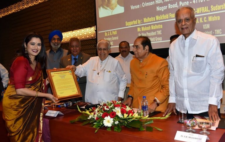 माणसातील ईश्वरावर प्रेम करा : डॉ. डी. वाय. पाटील