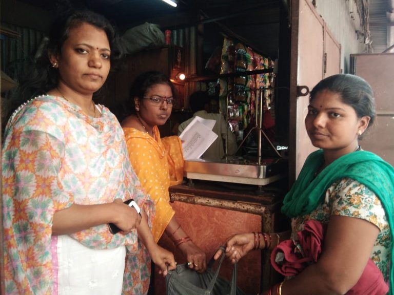 कालवाबाधितांना मोफत धान्‍य वाटप