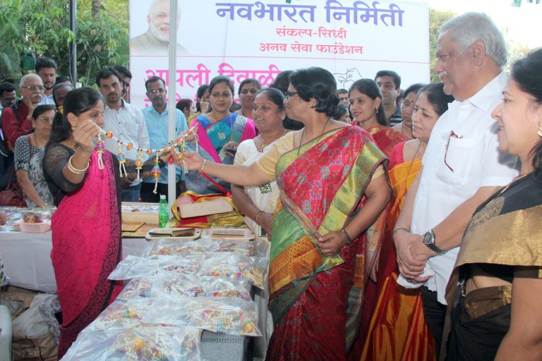 आर्थिक सक्षम महिलेला समाजात सन्मान मिळतो- विजया रहाटकर