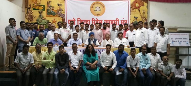 रिटेलमधील परकीय गुंतवणुकीविरोधातील रथ यात्रेचे पुण्यात स्वागत