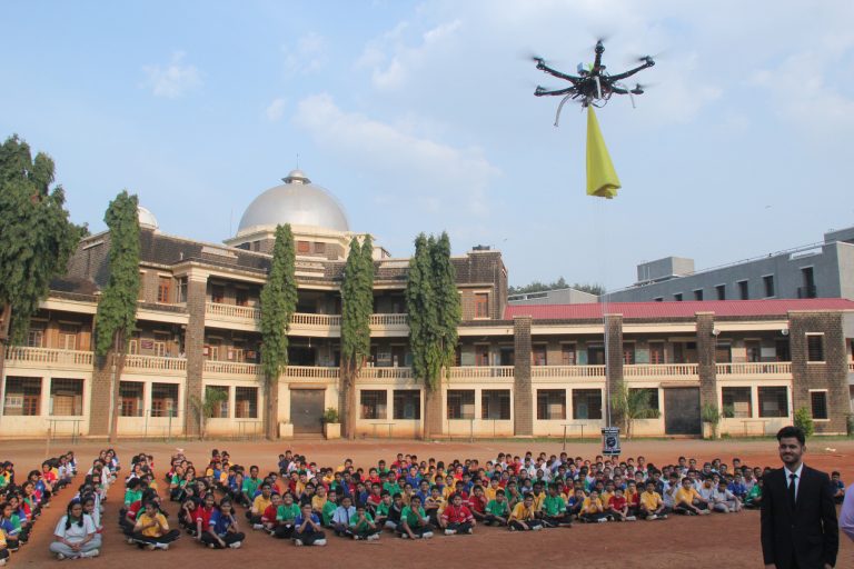 विद्यार्थ्यांनी केली ‘सॅटेलाईट’ची निर्मिती