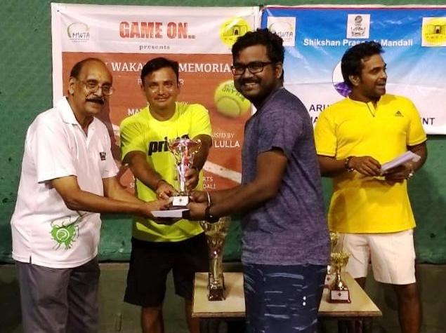 अरूण वाकणकर मेमोरियल करंडक पुरूष टेनिस स्पर्धेत  जगदीश सुंदर याला विजेतेपद ; रोहित शिंदे व ज्ञानेश्वर पाटील  यांना दुहेरीचे विजेतेपद