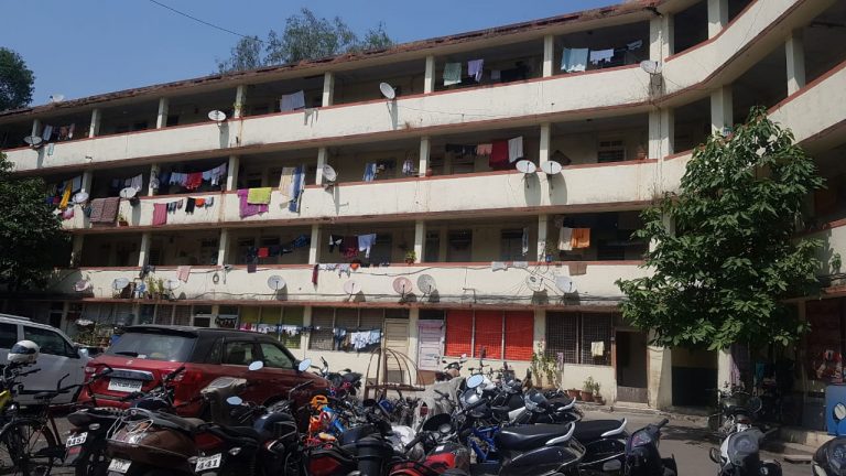 अन खासदार संजय काकडेंनी पोलिसलाईनमध्ये पाठविले पाण्याचे 10 टँकर