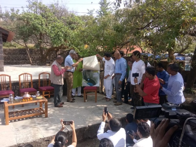 पारंपरिक जलस्रोत जोपासण्यासाठी चळवळ उभारणे आवश्यक-देवटाक्यांपासून अमृतेश्वर मंदिरापर्यंत कलश पूजन