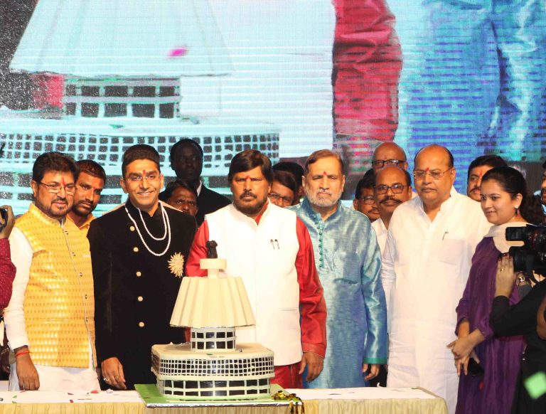 पुण्यातून आशिष कांटे यांना आरपीआयची उमेदवारी  देऊ –रामदास आठवले