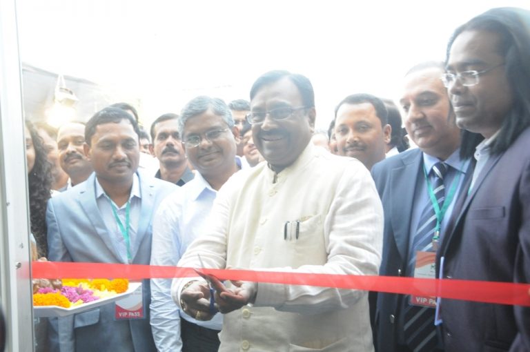 कृषी विद्यापीठात हॉर्टीकल्चर संशोधन केंद्र सुरु करण्यासाठी  प्रयत्न करणार : वनमंत्री सुधीर मुनगंटीवार