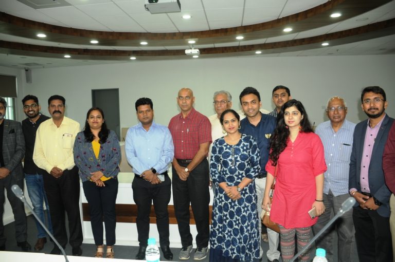 ‘खेलो इंडिया’च्या यशस्वीतेसाठी उद्योजकांनी  सहकार्य करावे-जिल्हाधिकारी नवल किशोर राम