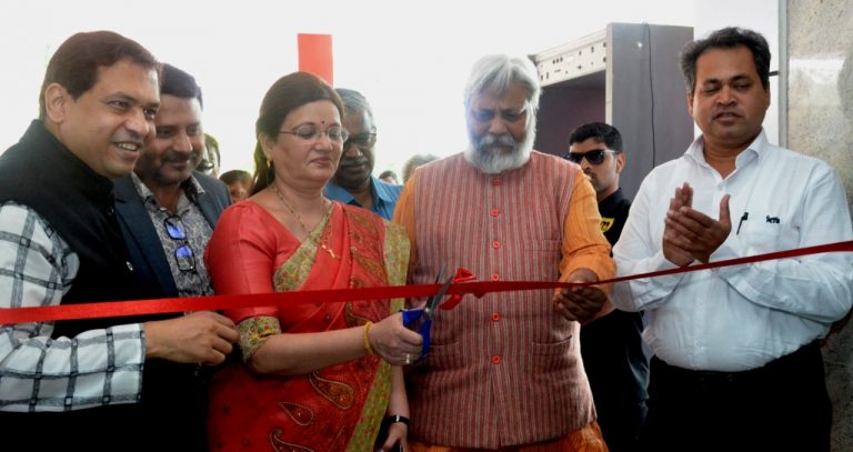 पाणी, माती, निसर्ग जपा ! विस्थापन थांबवा ! – डॉ. राजेंद्रसिंह राणा