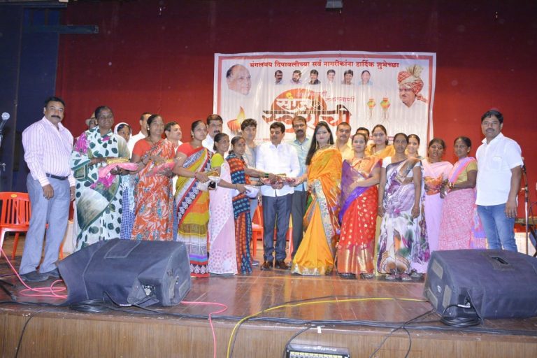 राष्ट्रवादी काँग्रेसतर्फे कचरावेचक कामगारांचा सन्मान