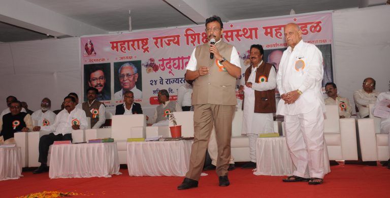 शिक्षण यंत्रणा अधिक पारदर्शक करण्याचे प्रयत्न  -शिक्षणमंत्री विनोद तावडे