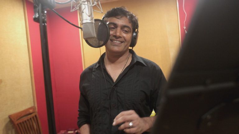 गुरू ठाकूरने ‘कृतांत’साठी गायलं गाणं…