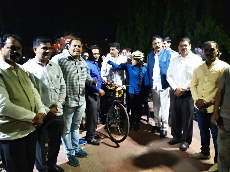 पर्यावरण संवर्धनासाठी ३९०० किमीच्या सायकल प्रवासाचा आरंभ