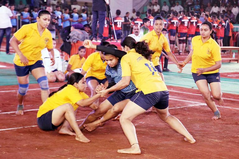 राजमाता जिजाऊ संघ आणि सुवर्णयुग संघाने  मिळवले एकतर्फी विजय