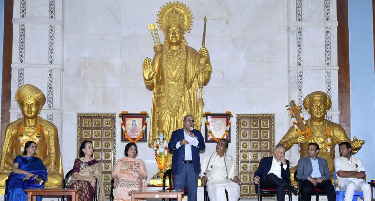 भारतीय संस्कृती ज्ञानाचे दालन -प्रकाश हिंदूजा यांचे प्रतिपादन; जगातील सर्वात मोठ्या गोल घुमटाला भेट