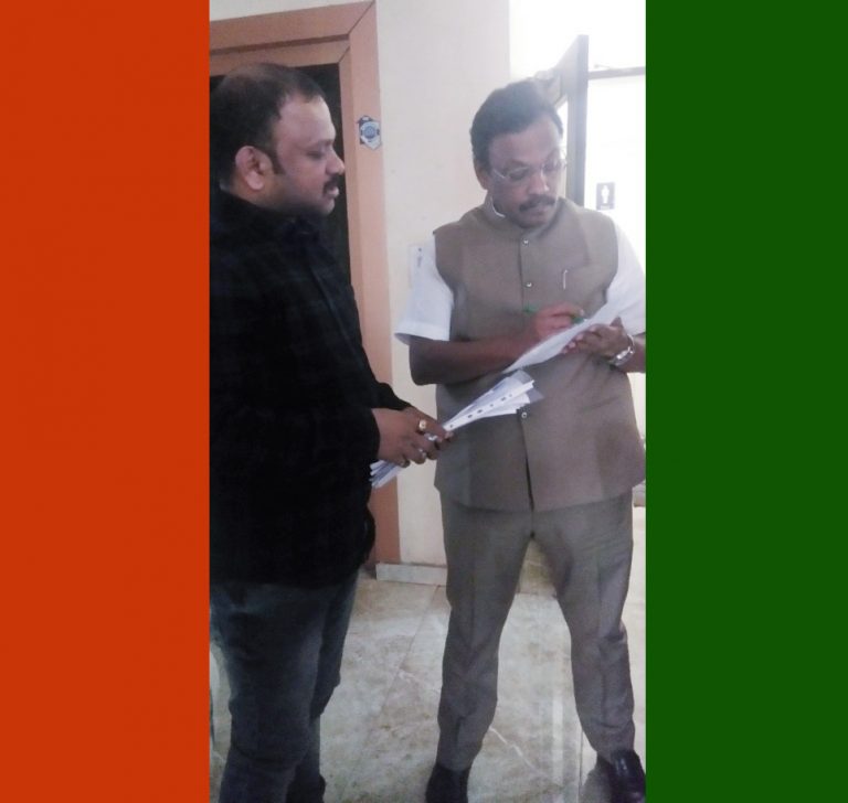 सनबर्न फेस्टिवल रद्द व्हावा यासाठी सांस्कृतिक मंत्री विनोद तावडे यांना निवेदन