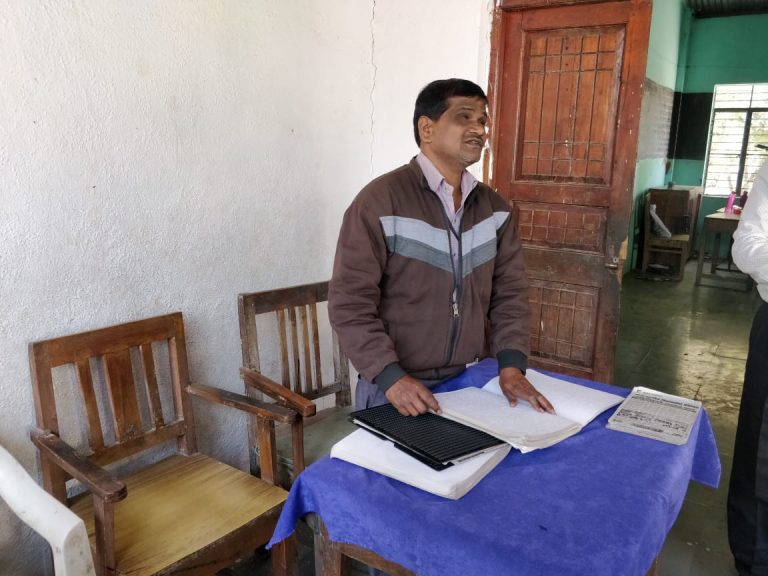 ऐश्वर्या बच्चन यांनी घेतली जुन्नरच्या अंध तरुणाच्या कामाची दखल