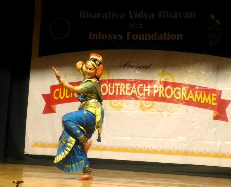 भारतीय विद्या भवन – इन्फोसिस फाऊंडेशन च्या  आंतरराष्ट्रीय भारतीय नृत्य महोत्सवात बहारदार सादरीकरण