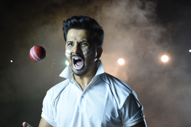 हा मैं हू  खलनायक  !!!