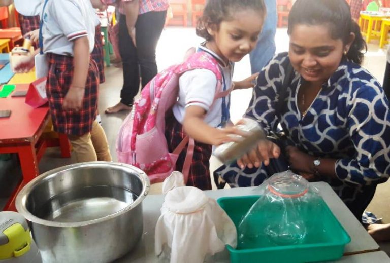 जीजीआयएस अथ येथे विज्ञानप्रदर्शनाचे आयोजन