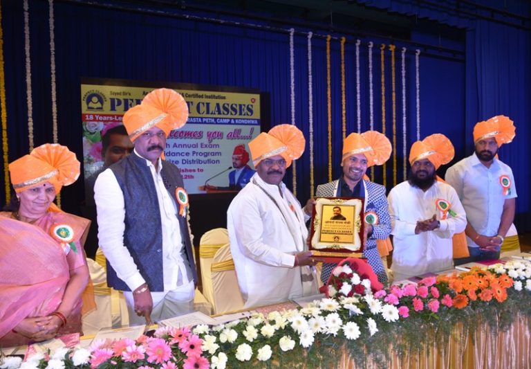 उच्च शिक्षणासाठी राज्य शासनाकडून  परदेशातील शिक्षणासाठी आर्थिक  मदत करणार