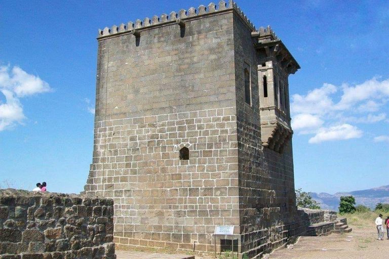 शिवजयंती सोहळ्याला जुन्नरला होणारी  सभा ओझरला घेण्यास जुन्नर मधून  सर्वपक्षीय विरोध