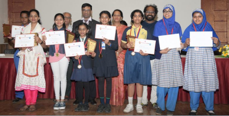 ‘इनामदार कॉलेज ऑफ वेदा ‘ आयोजित  ‘सायन्सीफाय २०१९ ‘ स्पर्धेत ३० शाळांचा सहभाग