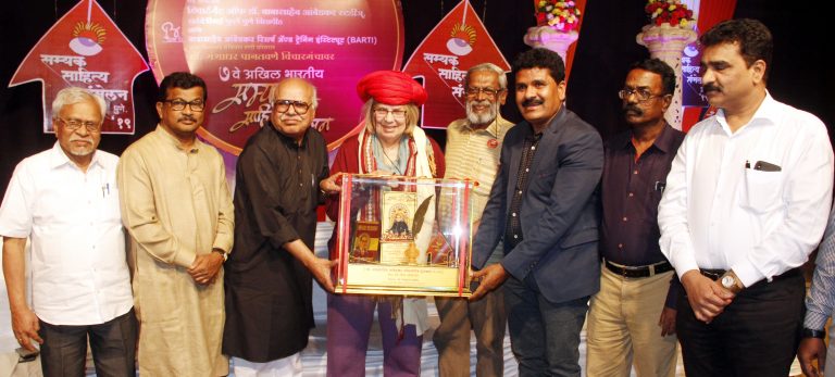 फुले-आंबडेकरांना डॉ. गेल यांनी जागतिक स्तरावर नेले डॉ. रावसाहेब कसबे