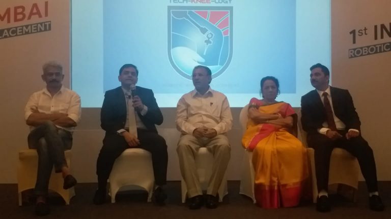 रोबोटिक सांधेरोपण शस्रक्रिया सेंटर चे उद्घाटन