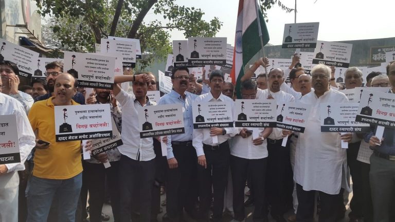 कोणतेही पाकिस्तानी उत्पादन न विकण्याचा ‘दादर व्यापारी संगठने’चा निर्णय!