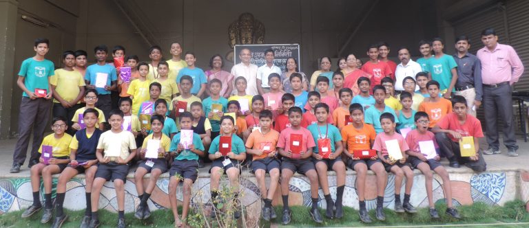 घडवली टाकावूतून टिकाऊ विज्ञान उपकरणे’