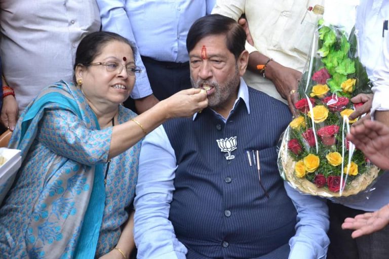 गिरीश बापट हेचं पुण्यातून भाजप चे अधिकृत उमेदवार..बारामतीतून कांचन राहुल कुल ..