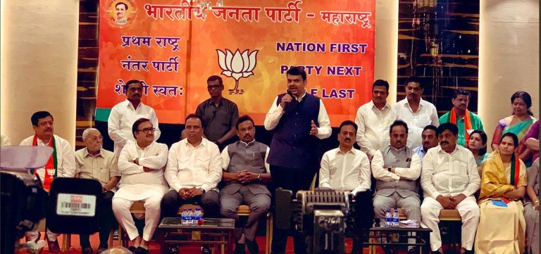 बापटांसाठी दिल्ली दरवाजे ,काकडेंसाठी पुण्याचे दरवाजे खुले…