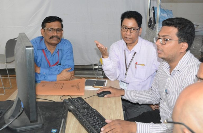 निवडणूक खर्च निरीक्षक रंजन श्रीवास्‍तव यांची मिडीया सेंटरला भेट