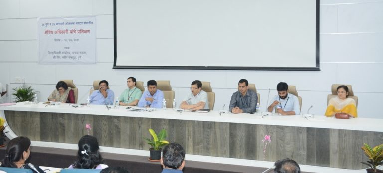 निवडणुकीचे काम करतांना गोंधळून जाऊ नका-  विभागीय आयुक्‍त डॉ. दीपक म्‍हैसेकर