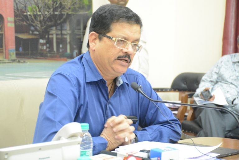 लोकशाहीच्या बळकटीसाठी मतदान करा…  विभागीय आयुक्त डॉ. दिपक म्हैसेकर