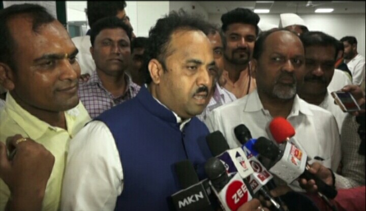 काँग्रेसने  पुण्यात डिपॉजिट वाचवावे – संजय काकडे