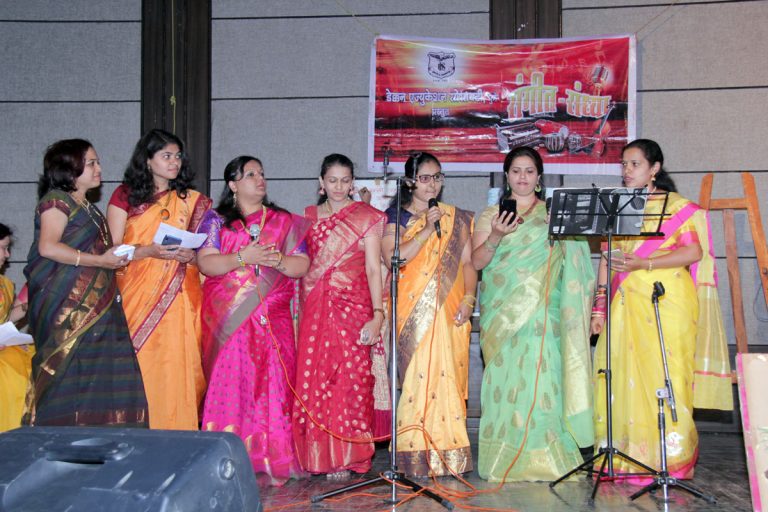 डीईएसमध्ये ‘संगीत सभा’