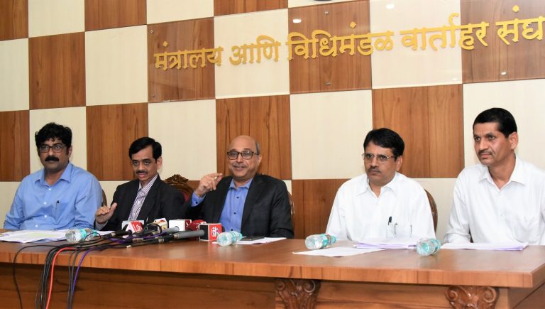 राज्यात शेवटच्या टप्प्यामध्ये अंदाजे 57 टक्के मतदान