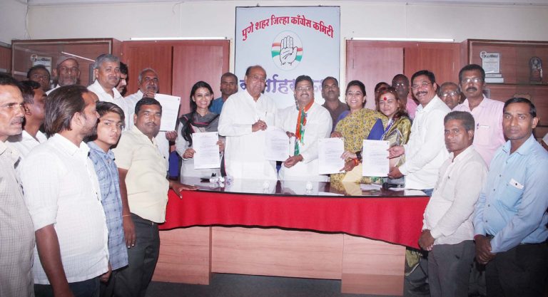 महाराष्ट्रीयन उत्तर भारतीय एकता मंचाचा मोहन जोशी यांना पाठींबा