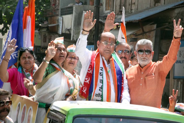 मोहन जोशी यांची मंडई, शुक्रवार पेठ, सदाशिव पेठेत संवाद यात्रा