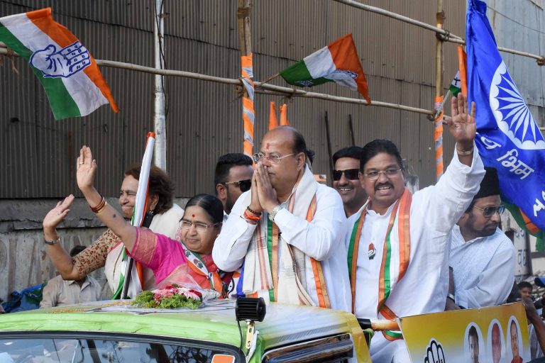 गरिबांना अधिक गरीब करणाऱ्या मोदी सरकारला पराभूत करा :मोहन जोशी