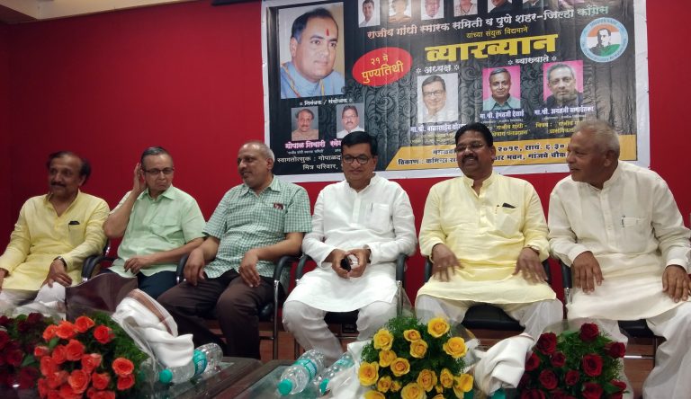 आजचा भारत राजीव गांधींच्या दूरदृष्टीचा परिपाक-अनंत बागाईतकर