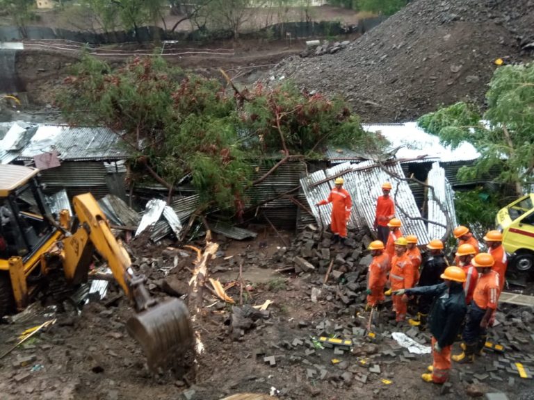 बिहारच्या मुख्यमंत्र्यांकडून प्रत्येकी 2 लाखांची मदत