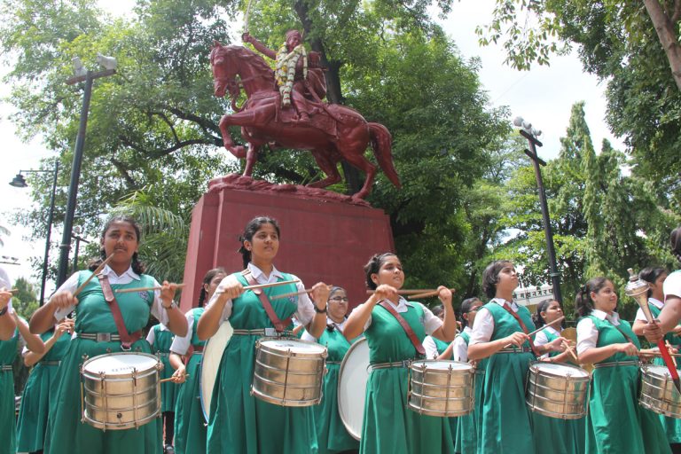 खूब लडी मर्दानी वो झॉंसी वाली रानी थी…..
