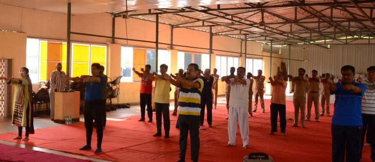 शारीरिक व मानसिक तंदुरुस्तीसाठी  योगसाधना सर्वोत्तम – तालेवार