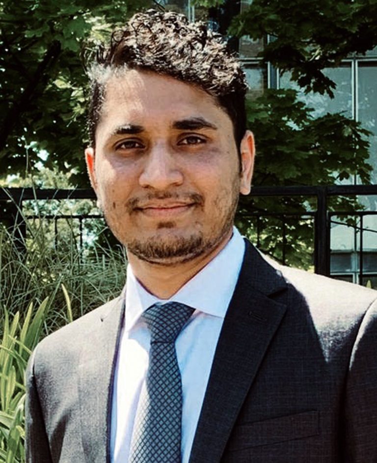 ट्रिनिटी अभियांत्रिकी महाविद्यालयाच्या अमरजित जाधवला मिळाले ७० लाखाचे पॅकेज