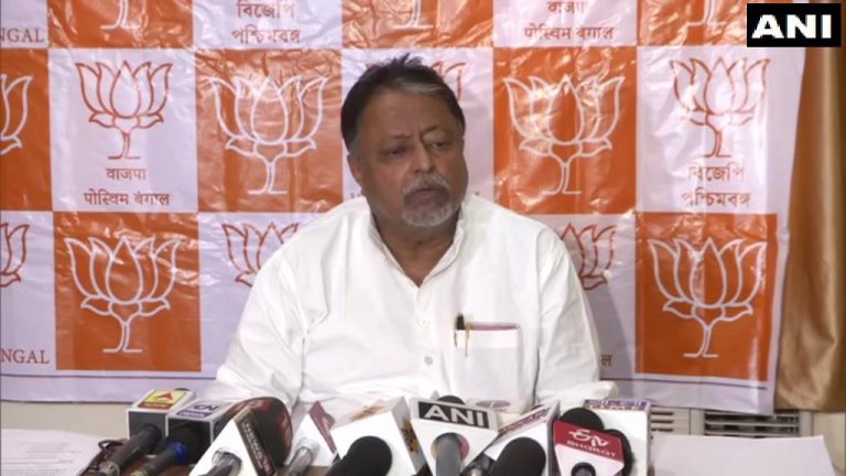 प. बंगालमधील विरोधीपक्षांचे १०७ आमदार भाजपात होणार दाखल