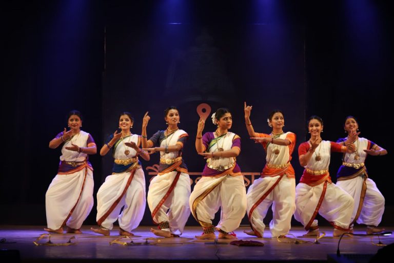 भक्तीमय वातावरणात रंगला ‘तुका म्हणे’  आणि  ‘वैकुंठ नायका ‘ रंगनृत्य आविष्कार