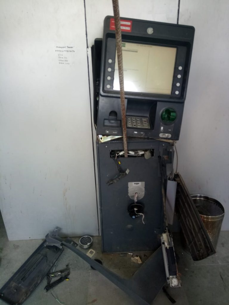 जुन्नर येथे  एटीएम फोडण्याच्या अयशस्वी प्रयत्न ,दरोड्याच्या प्रयत्नातील एकूण 7 आरोपींना अटक,